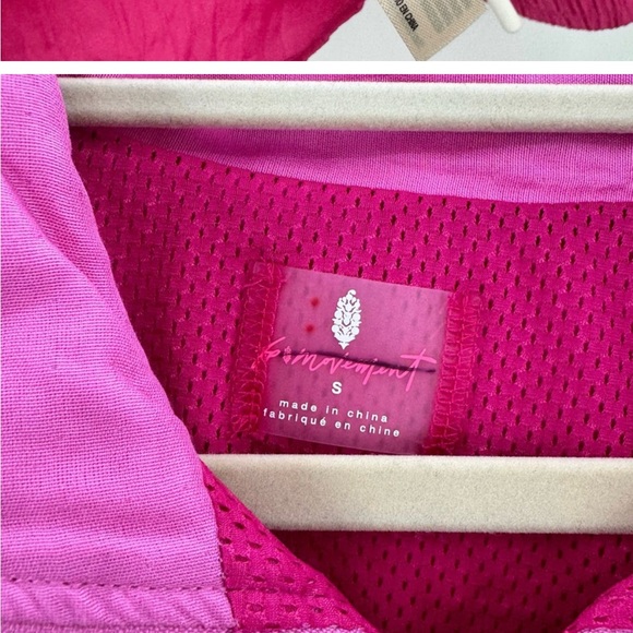 Free People Movement Lets Go Out Pullover In Azelea Combo Top Jacket Size S - Picture 3 of 4